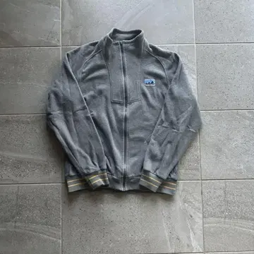 00s 2009 파타고니아 필스 플리스 화이트 택 구제 의류