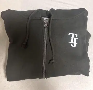TravisJapan VIIsual 후드티
