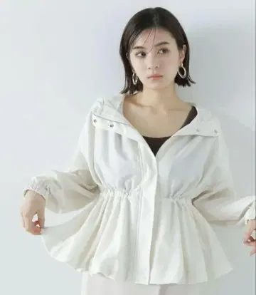 내추럴 뷰티 베이직 페플럼 벌룬 블루종 아이보리 M
