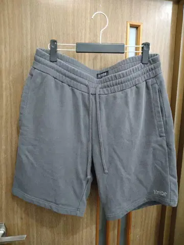 RIPNDIP 그레이 숏팬츠 고양이 자수