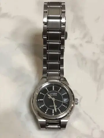 CITIZEN Eco-Drive 블랙 다이얼 여성용 시계 솔라