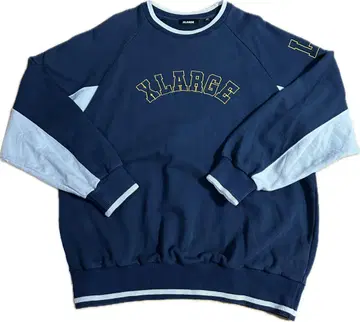 XLARGE 네이비 맨투맨