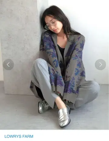 LOWRYS FARM 플라워 자카드 가디건