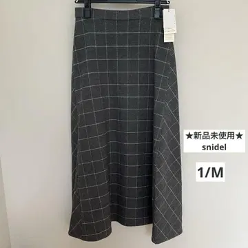 미사용 새상품 snidel 그레이 체크 무늬 롱 플레어 스커트 1/M
