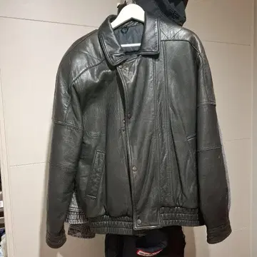 블랙 가죽 자켓