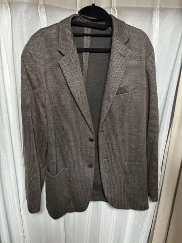 UNIQLO 브라운 체크 무늬 테일러드 자켓
