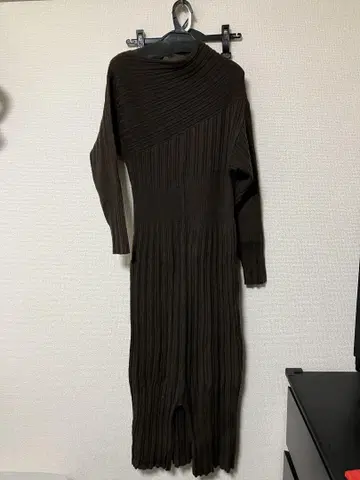스나이델 리브 니트 원피스