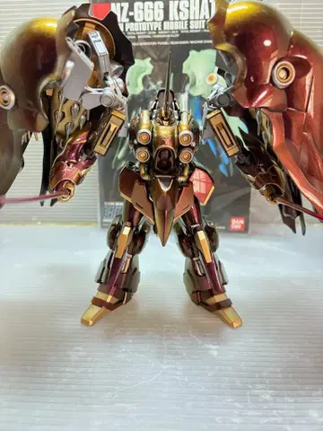 HGUC 1/144 크샤트리아 개수 개조 메탈릭 전체 도색 완성품