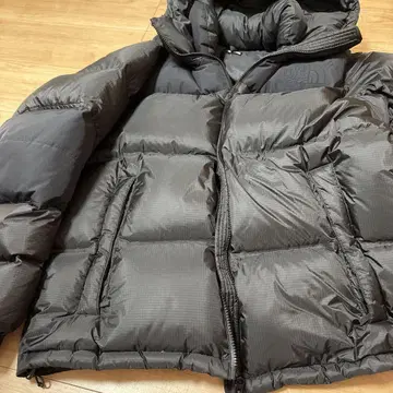 THE NORTH FACE 블랙 다운 자켓