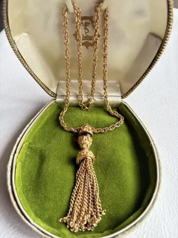 TRIFARI(트리파리) 골드 목걸이 빈티지 태슬 포함