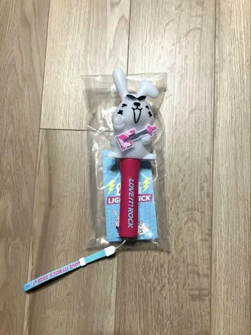 라비트락 2025 응원봉 (클립 덤 포함)