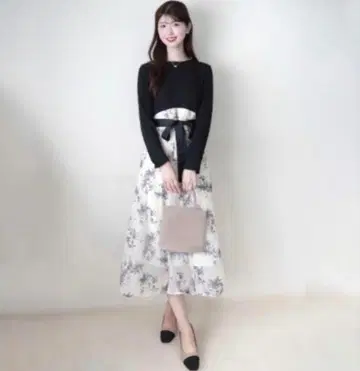 시마무라 여성용 플라워 스커트 도킹 원피스 (카도와키 레이나)
