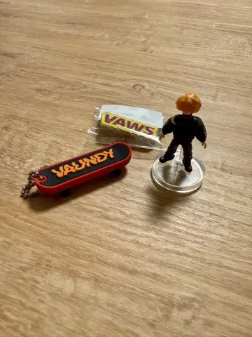 Vaundy 호박 헤드 피규어와 스케이트보드 세트