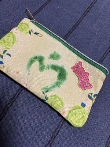 Mrs. GREEN APPLE 가챠 파우치