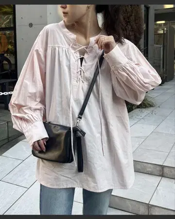차오패닉 티피 레이스업 튜닉 기장 개더 블라우스