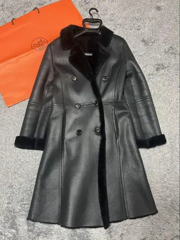 컨디션 최상 폴스미스 천연 가죽 양가죽 리얼 무스탕 블랙