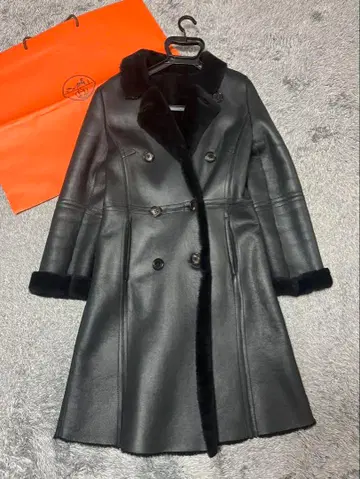 컨디션 최상 폴스미스 천연 가죽 양가죽 리얼 무스탕 블랙