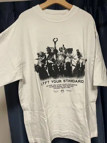 lyft VINTAGE STATUE GRAPHIC EXTRA BIG