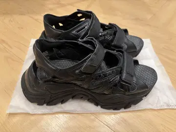 FILA 일렉트로브 샌들