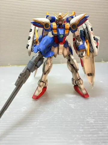 건담 프라모델 MG 1/100 윙 건담 Ver.Ka 전체 페인팅 완성품