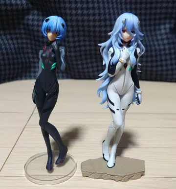 에반게리온 레이 피규어