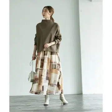 노블 오버랩 프린트 개더 스커트