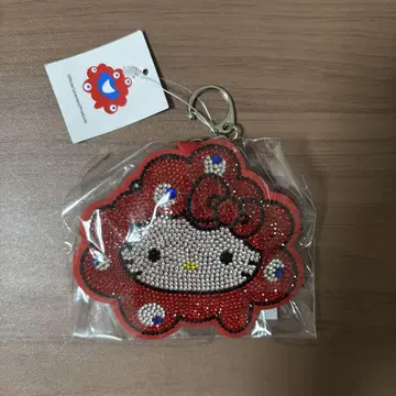 먀쿠먀쿠 반짝이는 가죽 키링 헬로키티