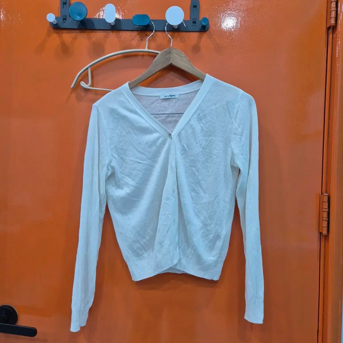 Roem White V-neck Cardigan