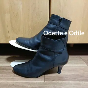 오데뜨 앤 오딜 부츠 부티 24cm