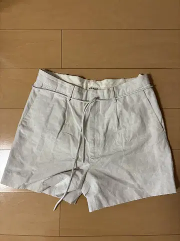 AURALEE 숏팬츠