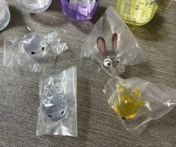 디즈니 패션 반지 로얄 클리어 푸 베이맥스 주디