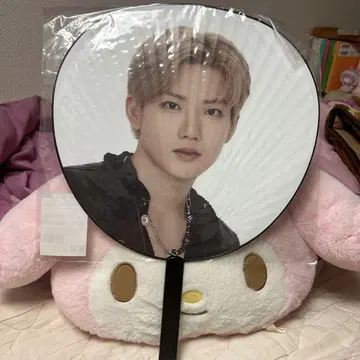 JUNKYU 부채