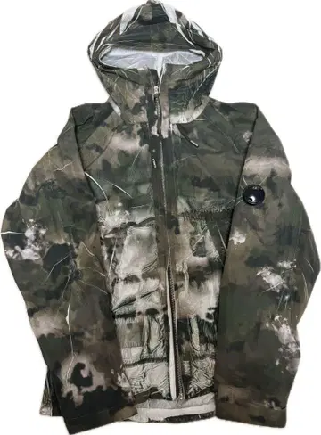 C.P.Company Tracery 씨피 컴퍼니 카모플라쥬
