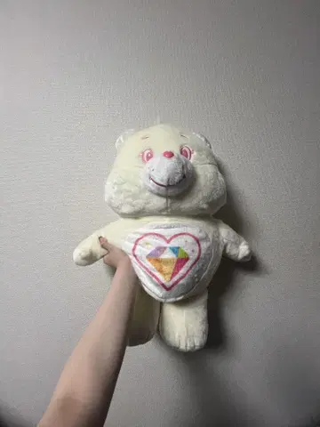 케어베어 크림색 봉제 인형