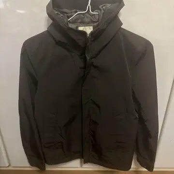 EDIFICE 카키 마운틴 후드티