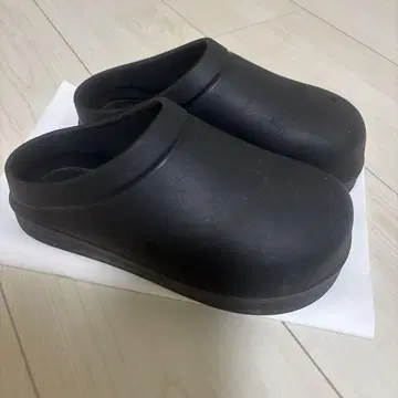 라쿠바키 이지 사보 샌들