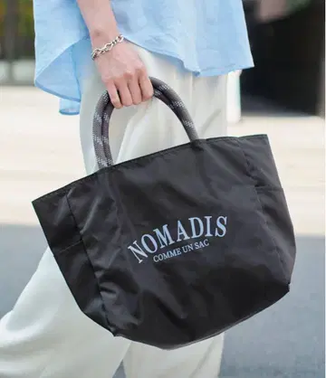 IENA NOMADIS 블랙 토트백