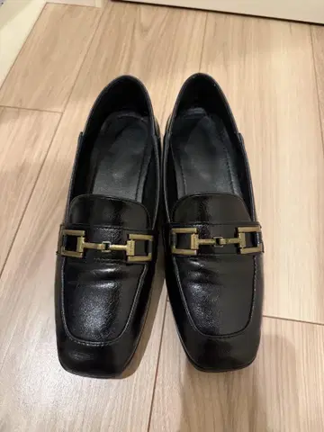 블랙 스퀘어토 로퍼