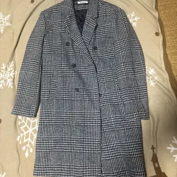체크 무늬 롱 코트