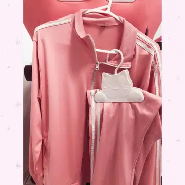 핑크 저지, 상하의 세트