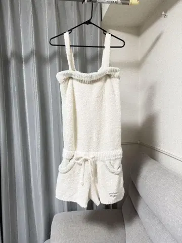 아이보리 숏팬츠 룸웨어