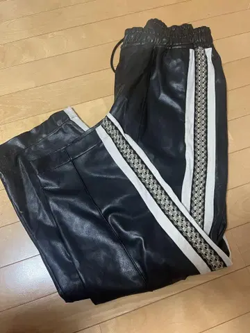 Sasquatchfabrix 레더 팬츠