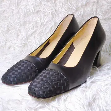 새상품급 RIZ RAFFINEE 펌프스 가죽 뜨개질 24cm 와이드 힐
