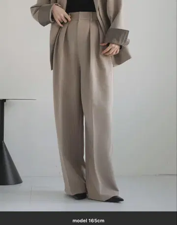 LIAN 투 턱 와이드 팬츠
