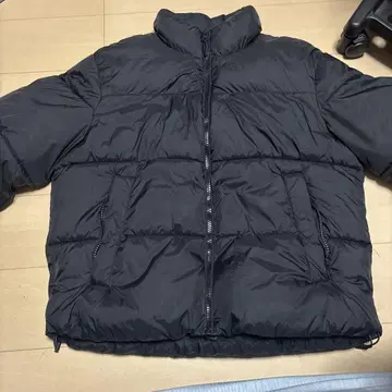 ZARA 블랙 다운 자켓