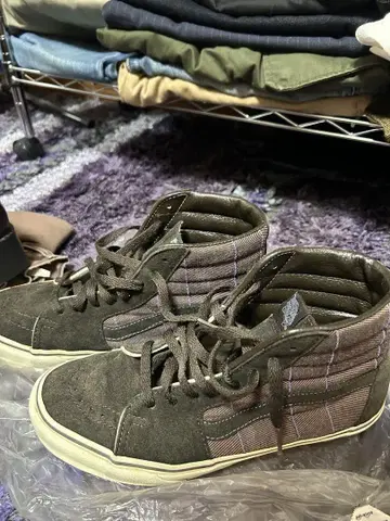 Vans 블랙 체크 무늬 하이컷 스니커즈