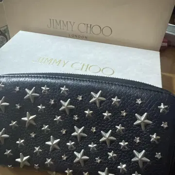 정품!Jimmy Choo 지미추 별 스터드 블랙 가죽 장지갑