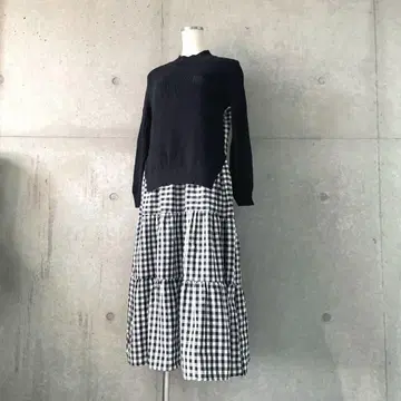 택 포함 새상품 깅엄 체크 니트 도킹 티어드 롱 원피스 블랙