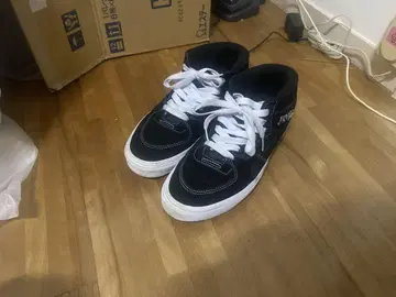 Vans Half Cab 블랙 스니커즈
