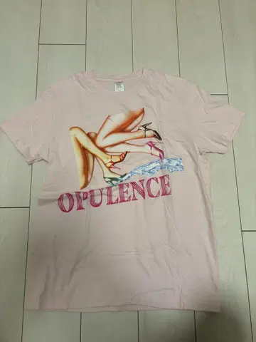 [ 기장65 어깨 너비44 ] 드래그퀸 OPULENCE T셔츠 핑크